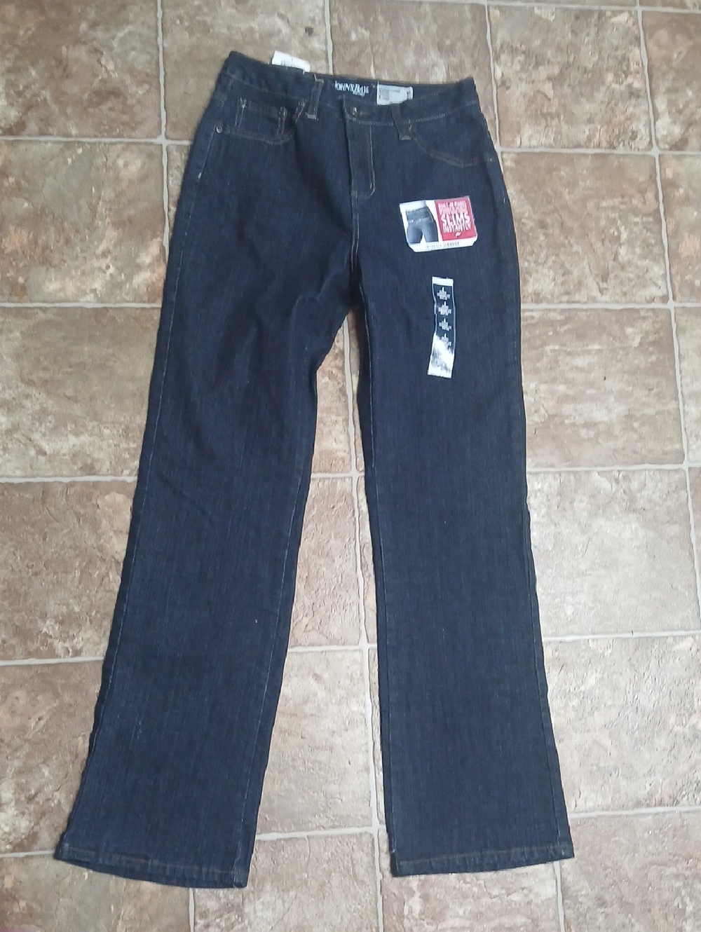 NWT St. Johns Bay Secretly Slender Straight Bootcut Slims Instantly Dark Jeans